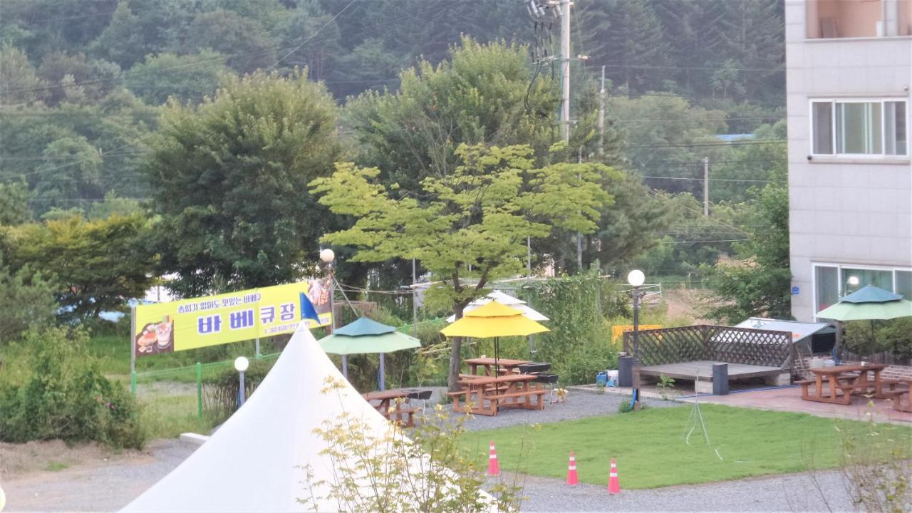 Hongcheon Resortel מראה חיצוני תמונה